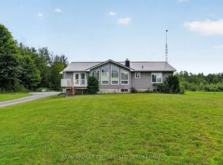 14950 Sandtown Rd, South Stormont, ON K0C 1Y0