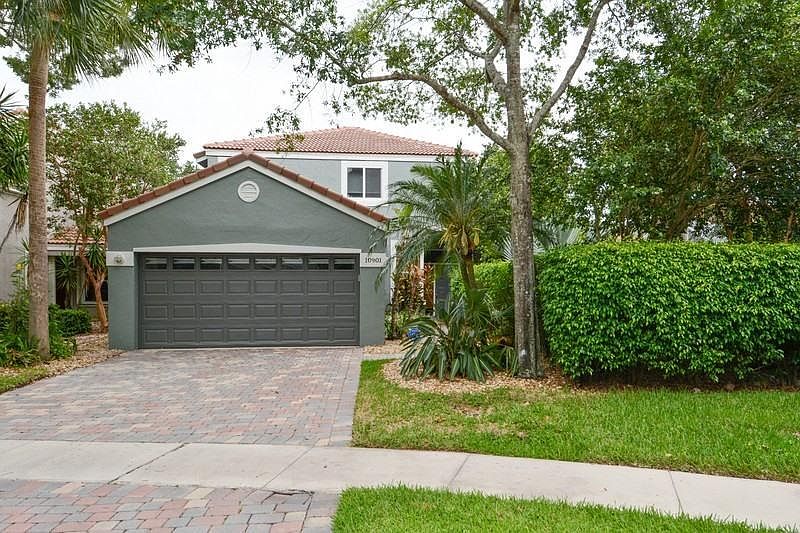 1st image of 10901 NW 11th Ct