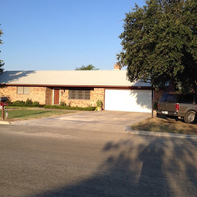 1st image of 108 Meadow Glen Dr