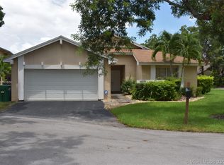 14935 SW 53rd Ln, Miami, FL 33185