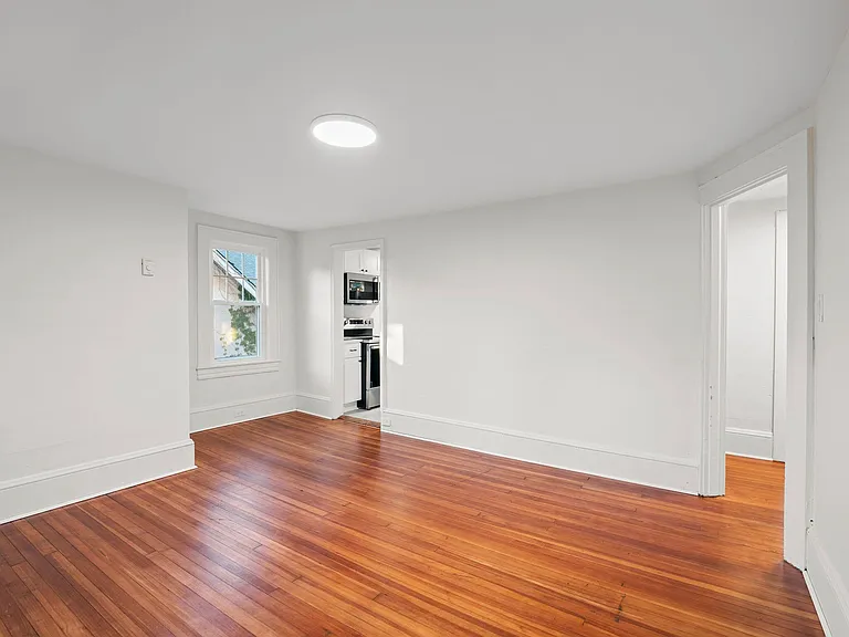 518 Riverland Rd SE — Photo 6