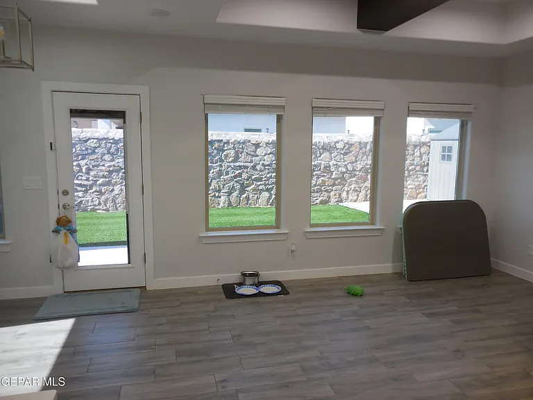 7405 Norte Portugal Ln — Photo 11