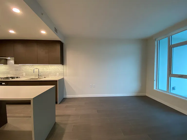 4168 Lougheed Hwy #1803 — Photo 16