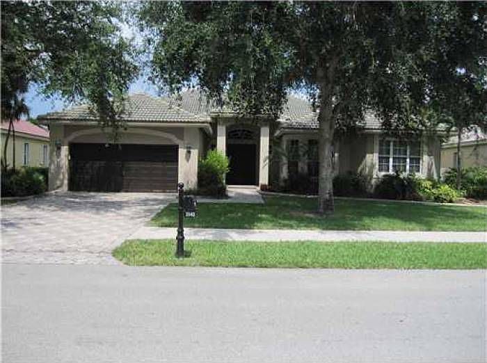 1st image of 3940 Davie Blvd