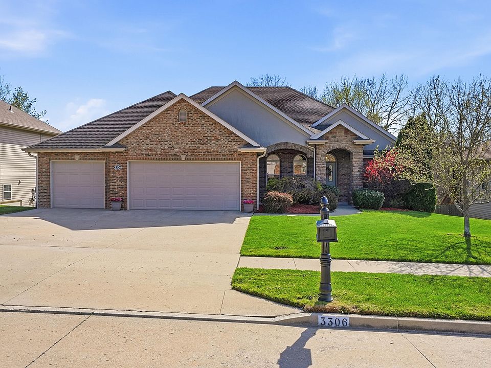 1st image of 3306 Crabapple Ln