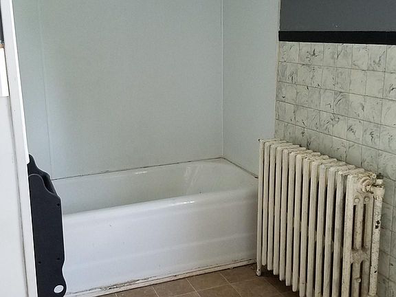 5th image of 509 Fairmont Ave #B
