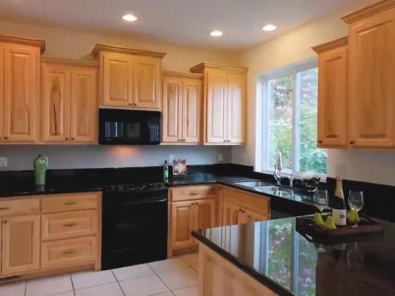 34161 Riverside Dr SW — Photo 17