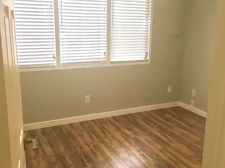 3074 SW Avalon Way #C — Photo 7