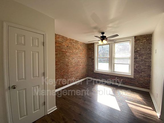 3rd image of 253 N Augusta Ave #1