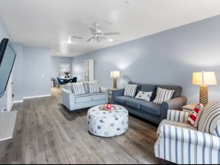 9206 Bella Terraza Way — Photo 4