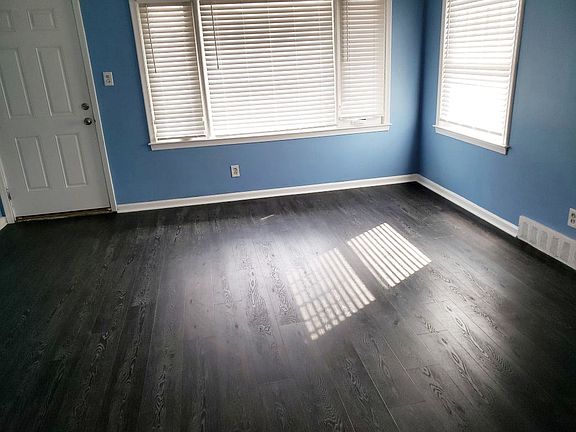 5th image of 131 E Woodland St #1