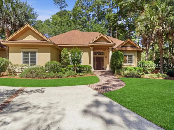 37 Crooked Pond Dr, Hilton Head Island, SC 29926