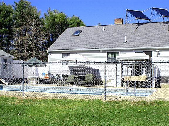 Enclosed w/Chain Link Fence