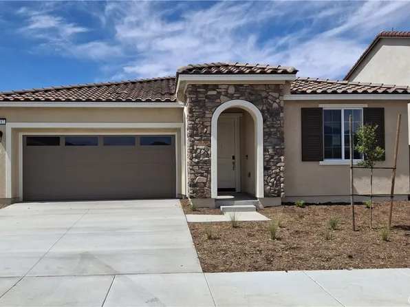 2587 Moonshimmer St, Hemet, CA 92543