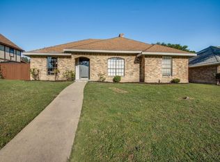 2800 Jeremes Lndg, Plano, TX 75075