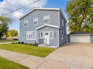 5708 W 84th Pl, Burbank, IL 60459