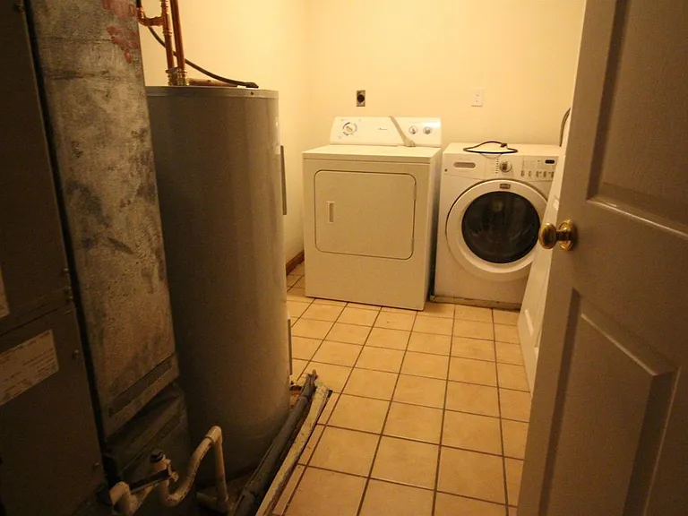11 Elm St #1A — Photo 17