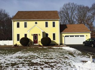 51 Sandy Ridge Rd, Stoughton, MA 02072