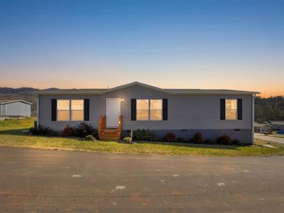 121 N Gemstone Ave, Franklin, NC, 28734