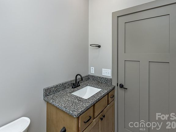 5th image of 235 Edgewood Rd S #4
