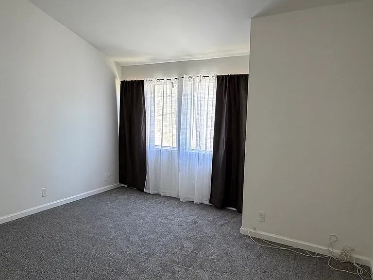 1890 San Vincente Dr #1 — Photo 9