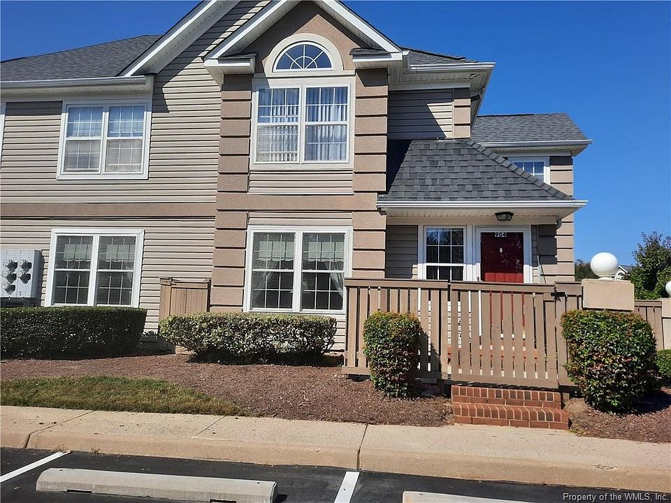 1st image of 904 Queens Way