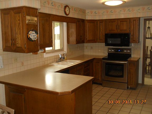 3rd image of 4610 Hamlet Dr S
