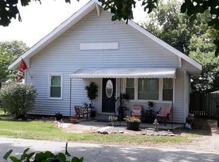 8130 6th St, Boiling Springs, SC 29316