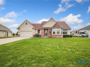 30406 Cedar Valley Dr, Northwood, OH 43619
