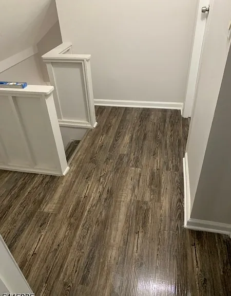 233 Pine St — Photo 15