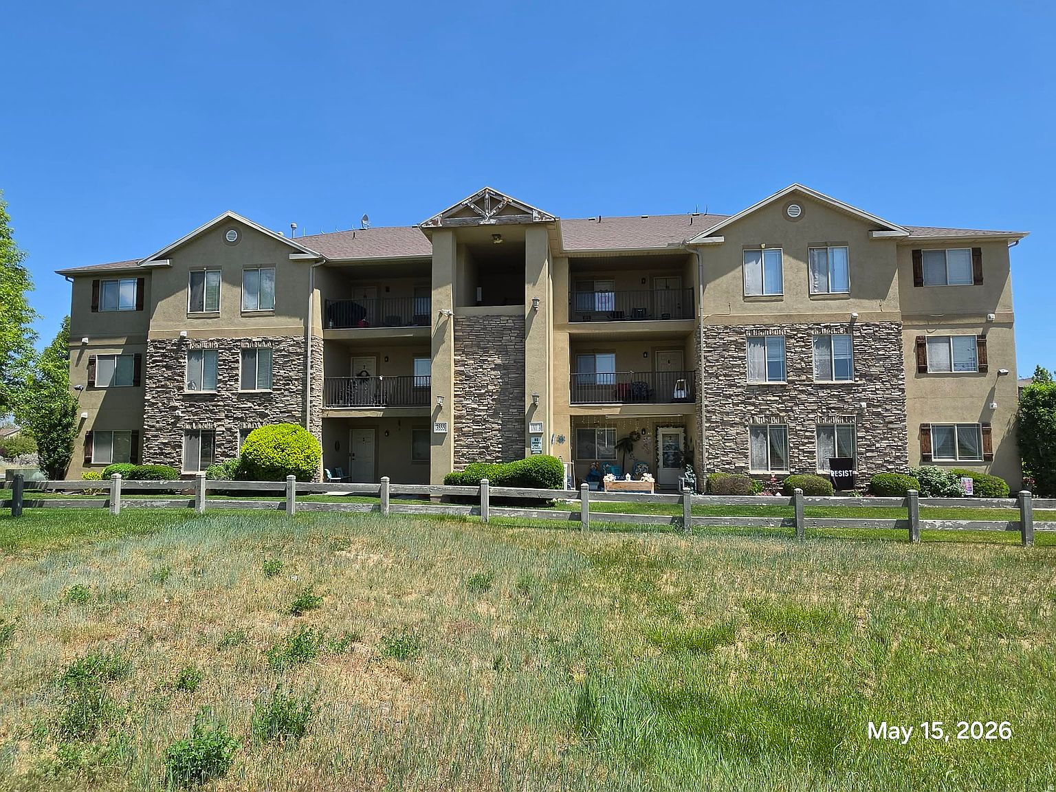 3555 E Rock Creek Rd APT 1