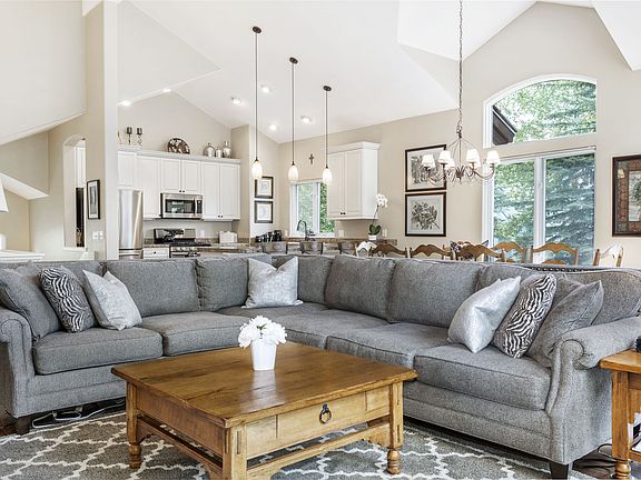 3rd image of 5025 Main Gore Pl Unit 5B