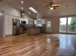 1281 E Hunter Dr, Meridian, ID 83646