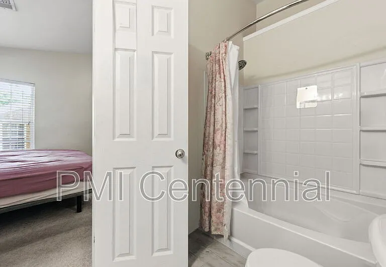 1528 Cove Creek Cir — Photo 6