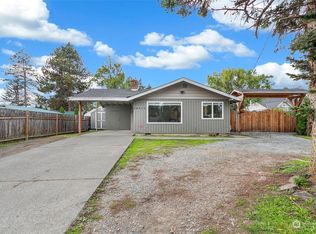 24915 15th Ave S, Des Moines, WA 98198