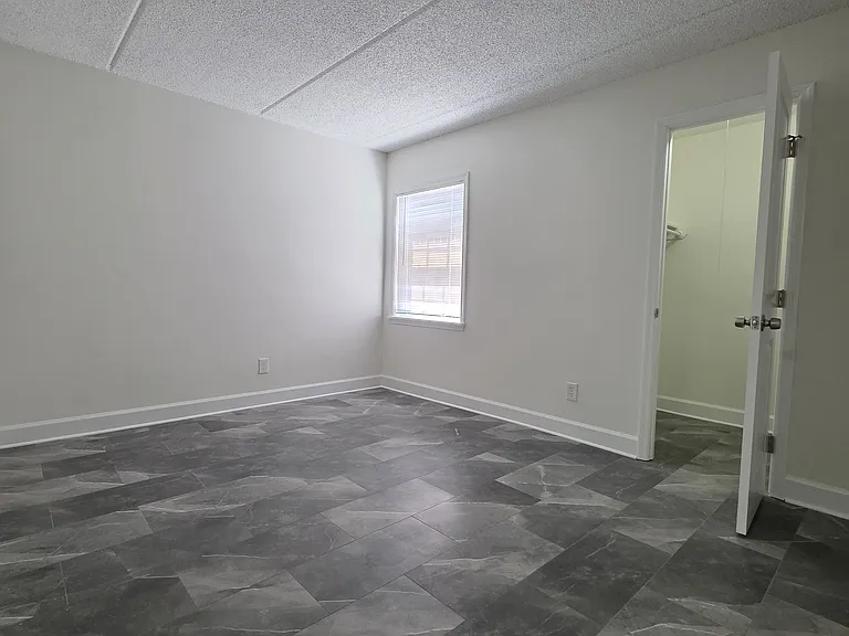 1121 84th Ave N #A — Photo 8