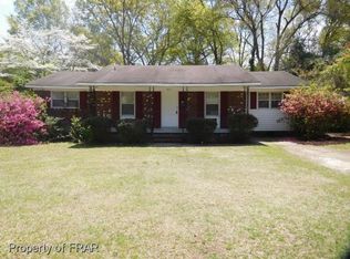 212 E 5th Ave, Raeford, NC 28376
