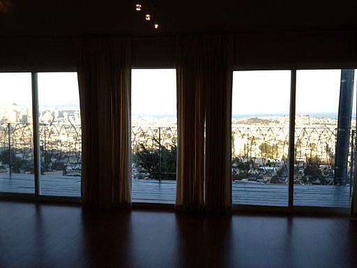 5th image of 579 Burnett Ave APT 5