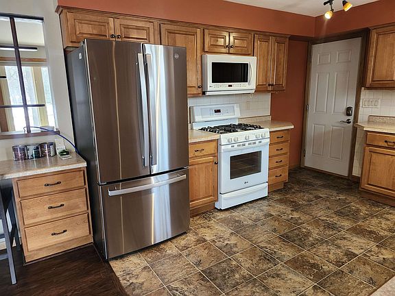 5th image of 5526 Ellis St