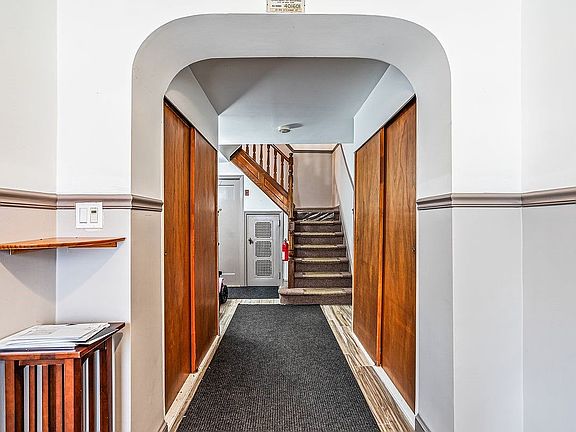 2nd image of 2144 Steinway St