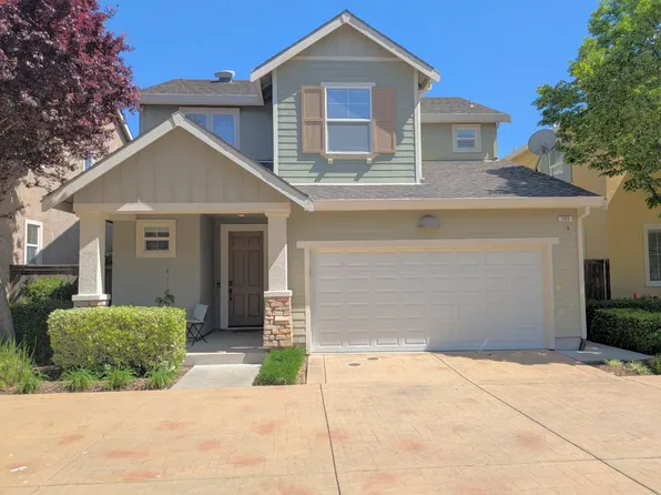 240 Soaring Hawk Lane, Sacramento, CA 95833
