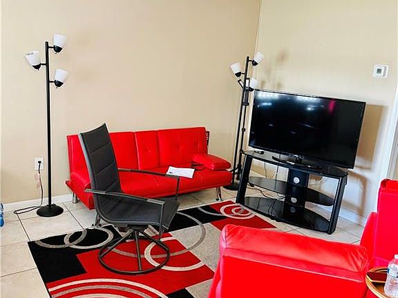 2nd image of 3325 Airport RD N #R6