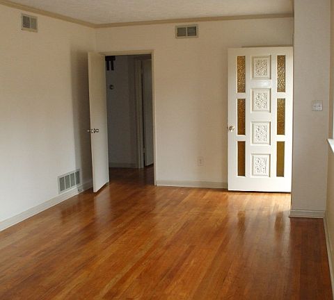 3rd image of 3538 Cottonwood Dr