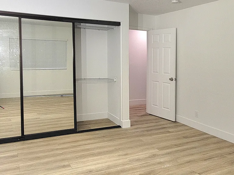 5122 Dunbar Dr #D1 — Photo 5