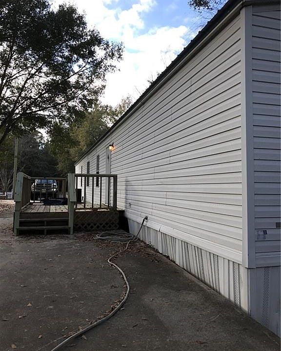 2nd image of 25305 Pompano Dr
