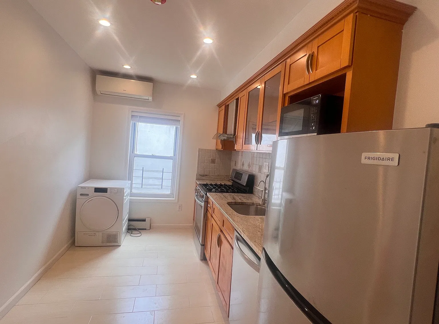 1524 78th Street — Photo 3