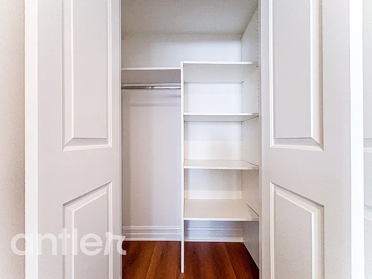 1241 S Sherbourne Dr #GPH4 — Photo 15