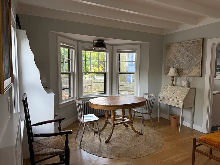 228 Medway St — Photo 4