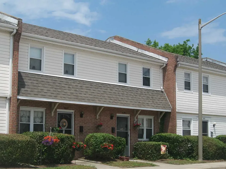 Hodges Ferry East Townhomes