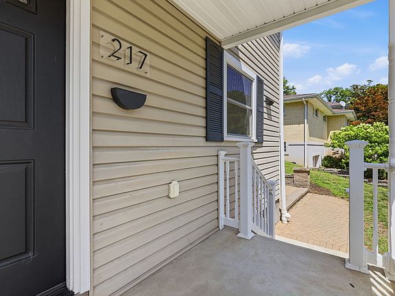 5th image of 217 12th St